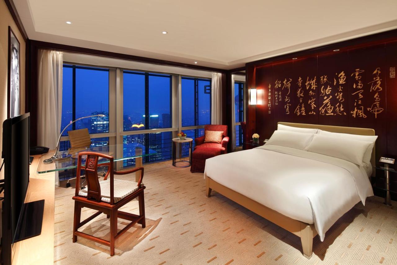 Grand Hyatt 5* 上海